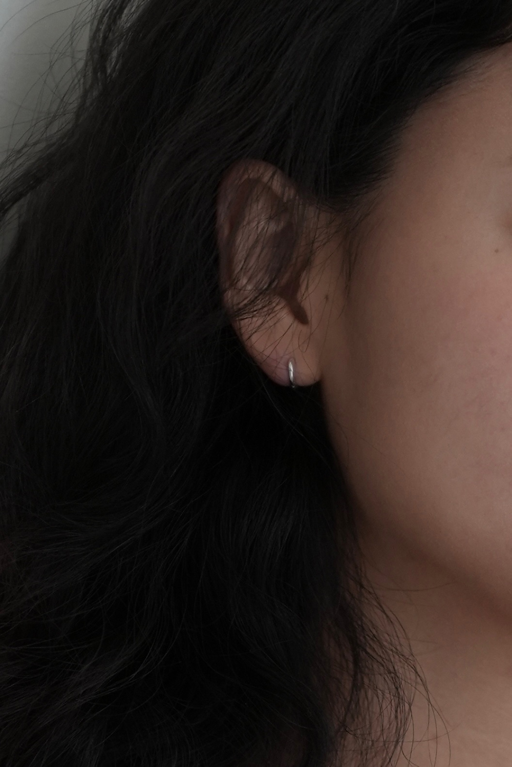 악세사리 모델 착용 이미지-S32L2