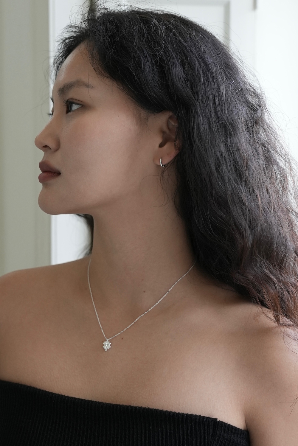 악세사리 모델 착용 이미지-S31L7