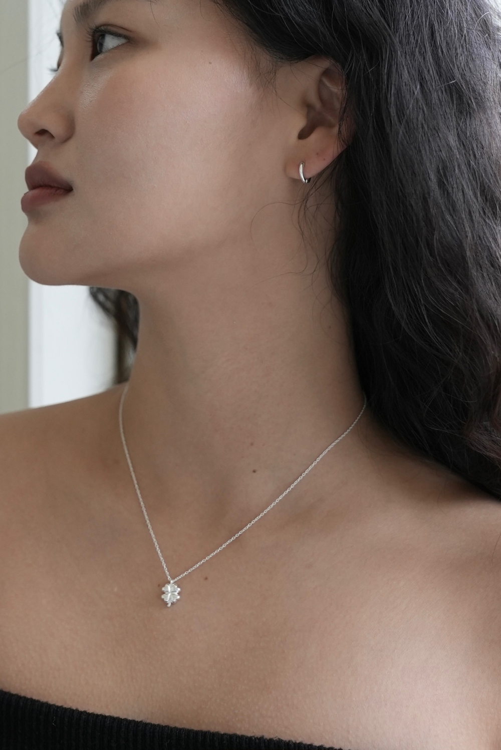 악세사리 모델 착용 이미지-S31L10