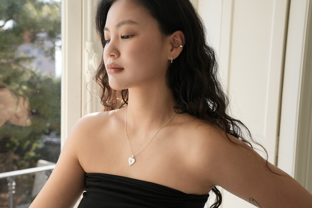 악세사리 모델 착용 이미지-S38L3