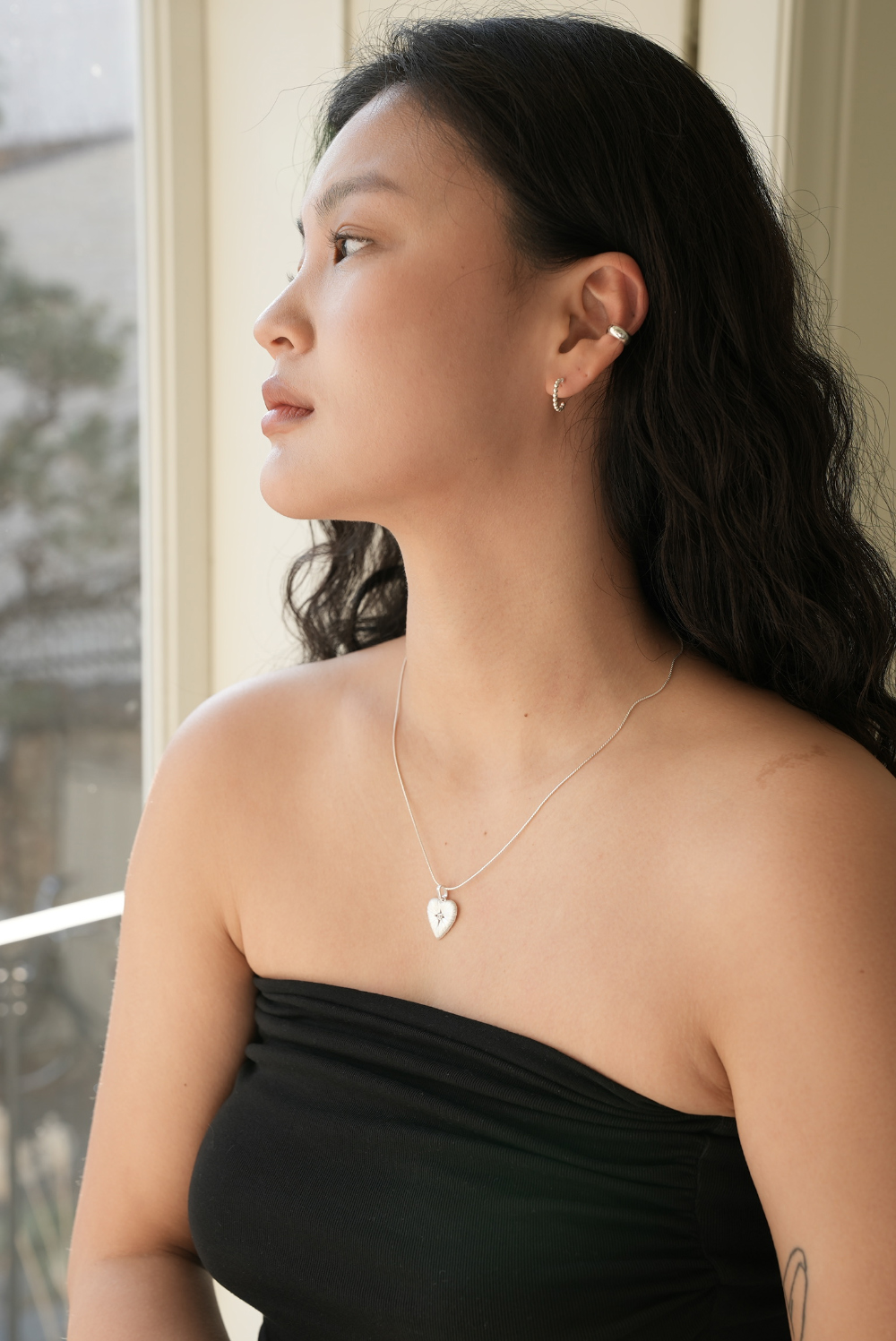 악세사리 모델 착용 이미지-S38L4