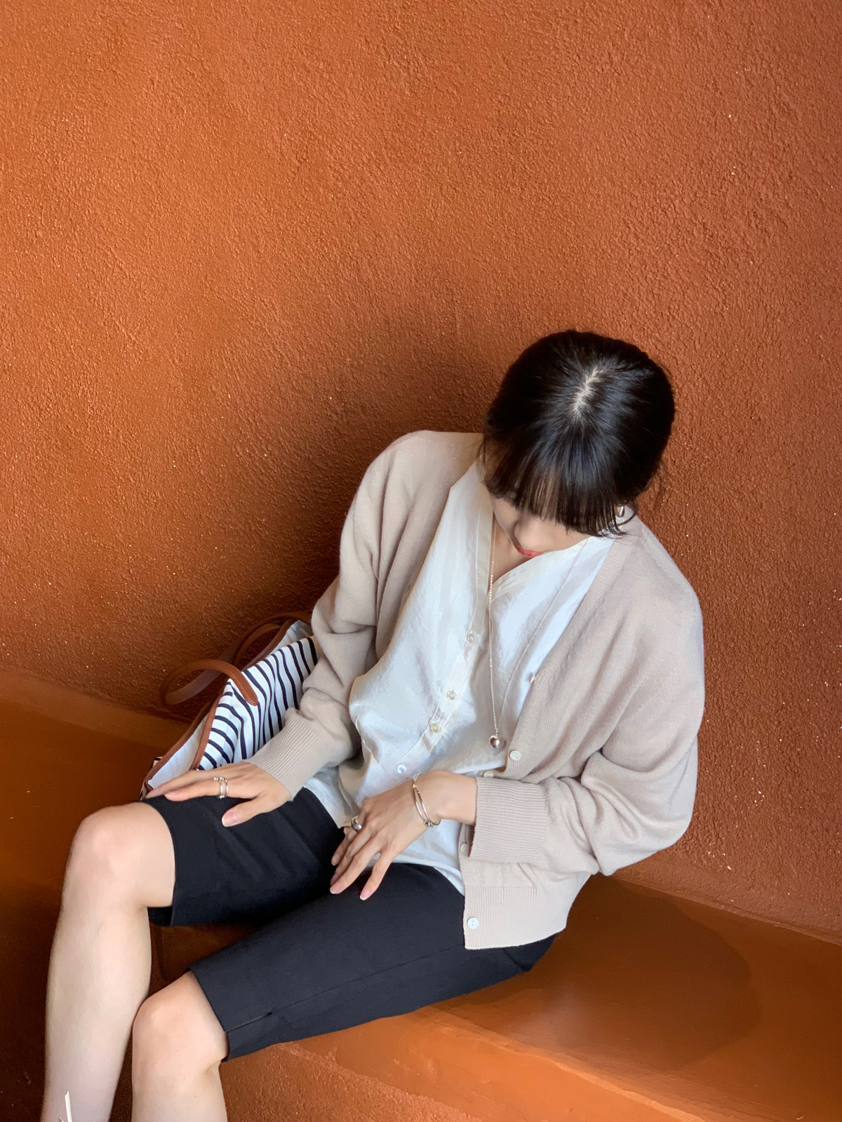 ブラウス モデル画像-S4L124