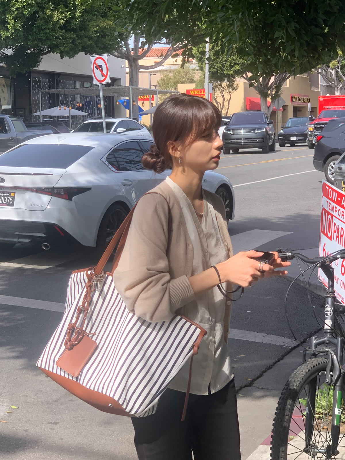 ブラウス モデル画像-S4L110