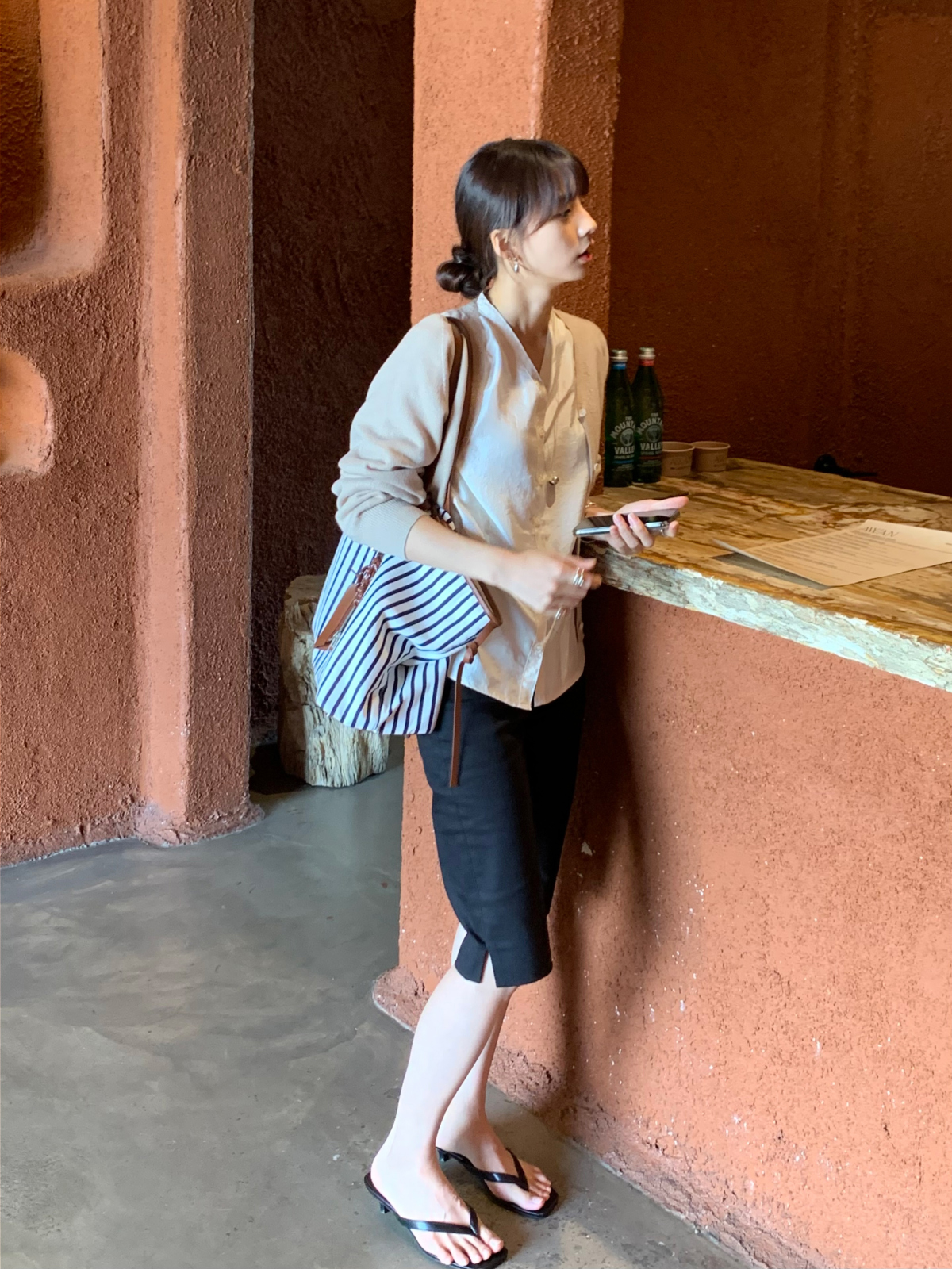 ブラウス モデル画像-S4L115