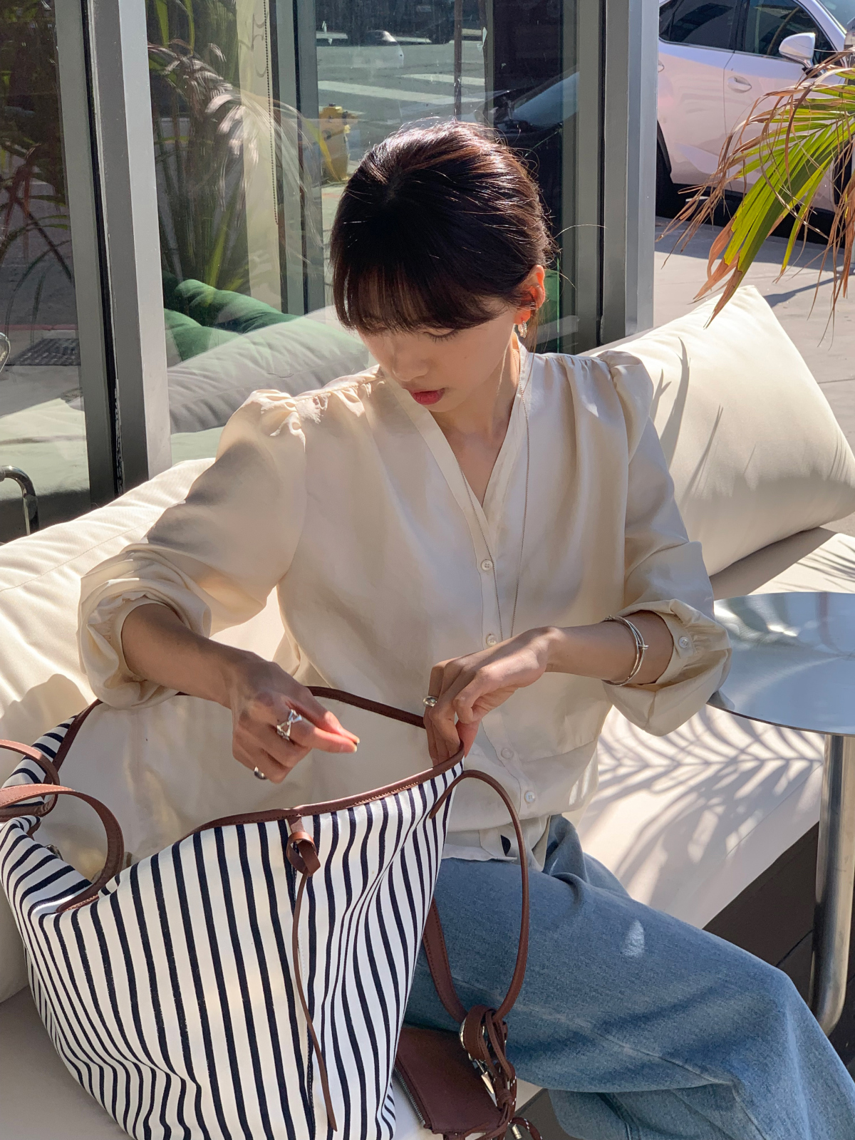 ブラウス モデル画像-S4L69