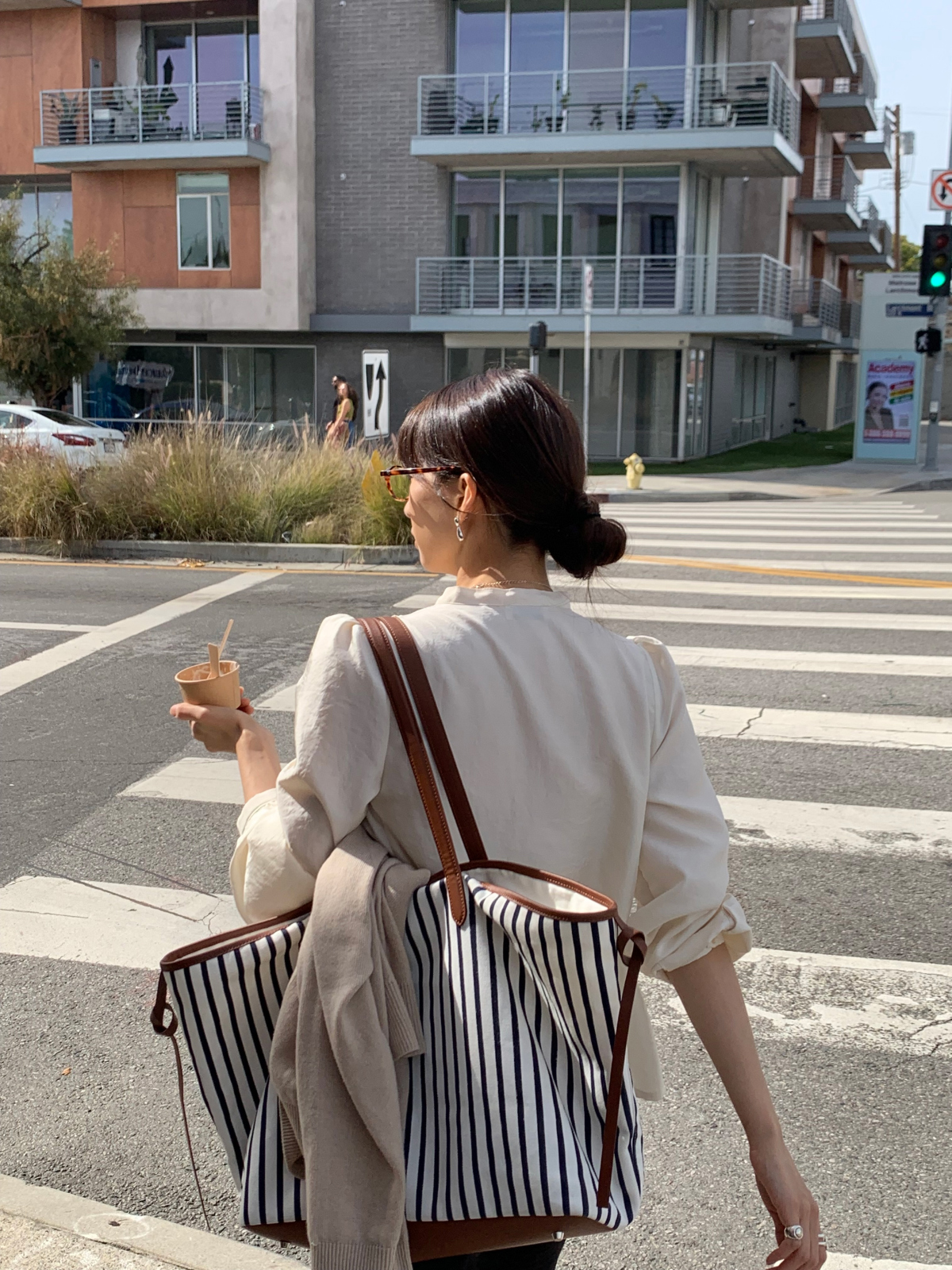 ブラウス モデル画像-S4L136