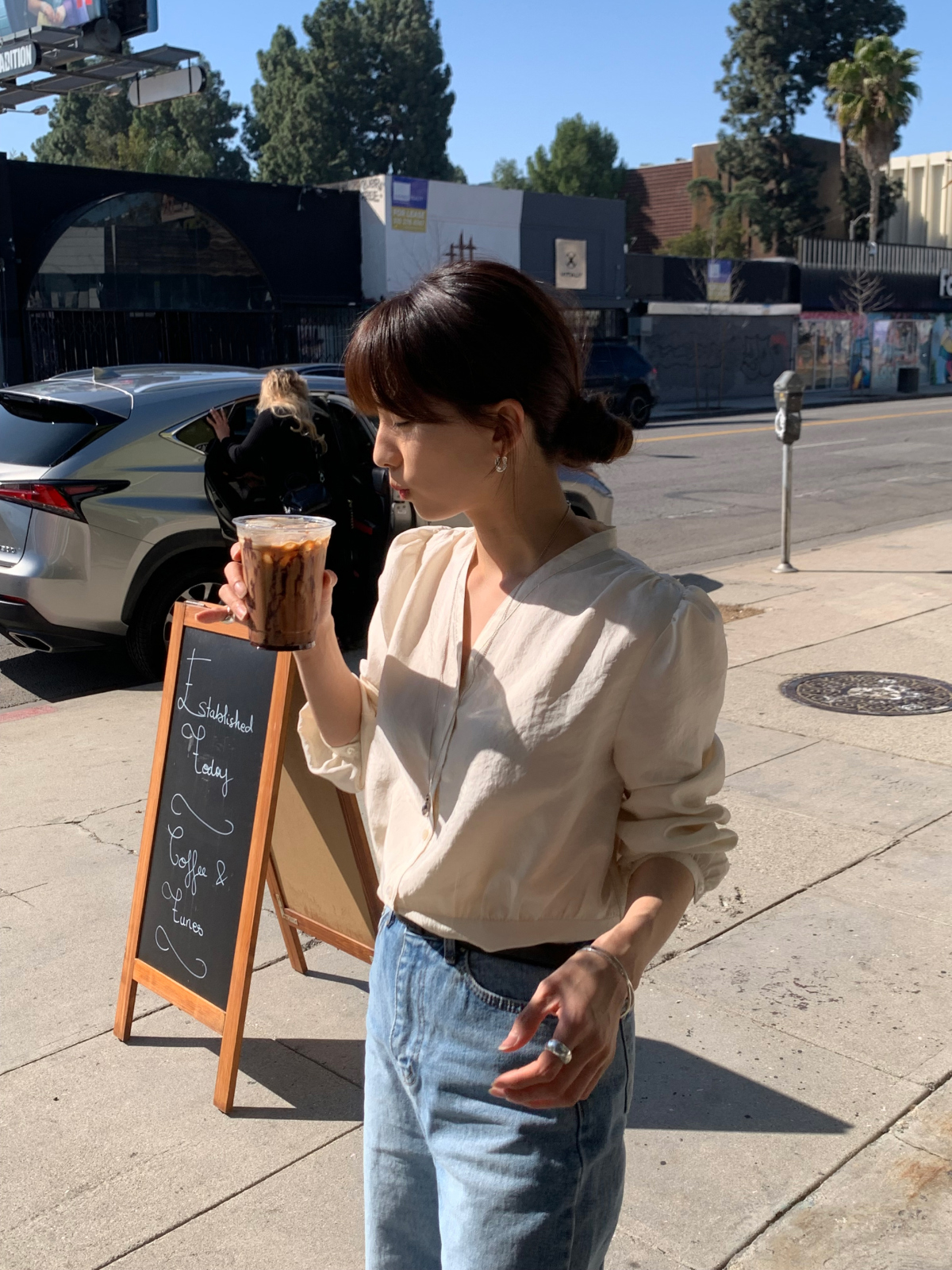 ブラウス モデル画像-S4L15