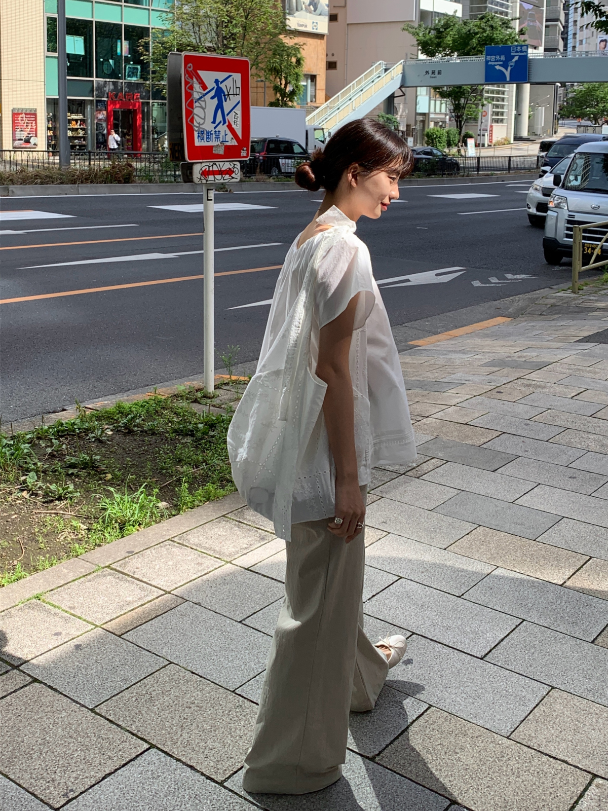 半袖Tシャツ モデル画像-S5L52