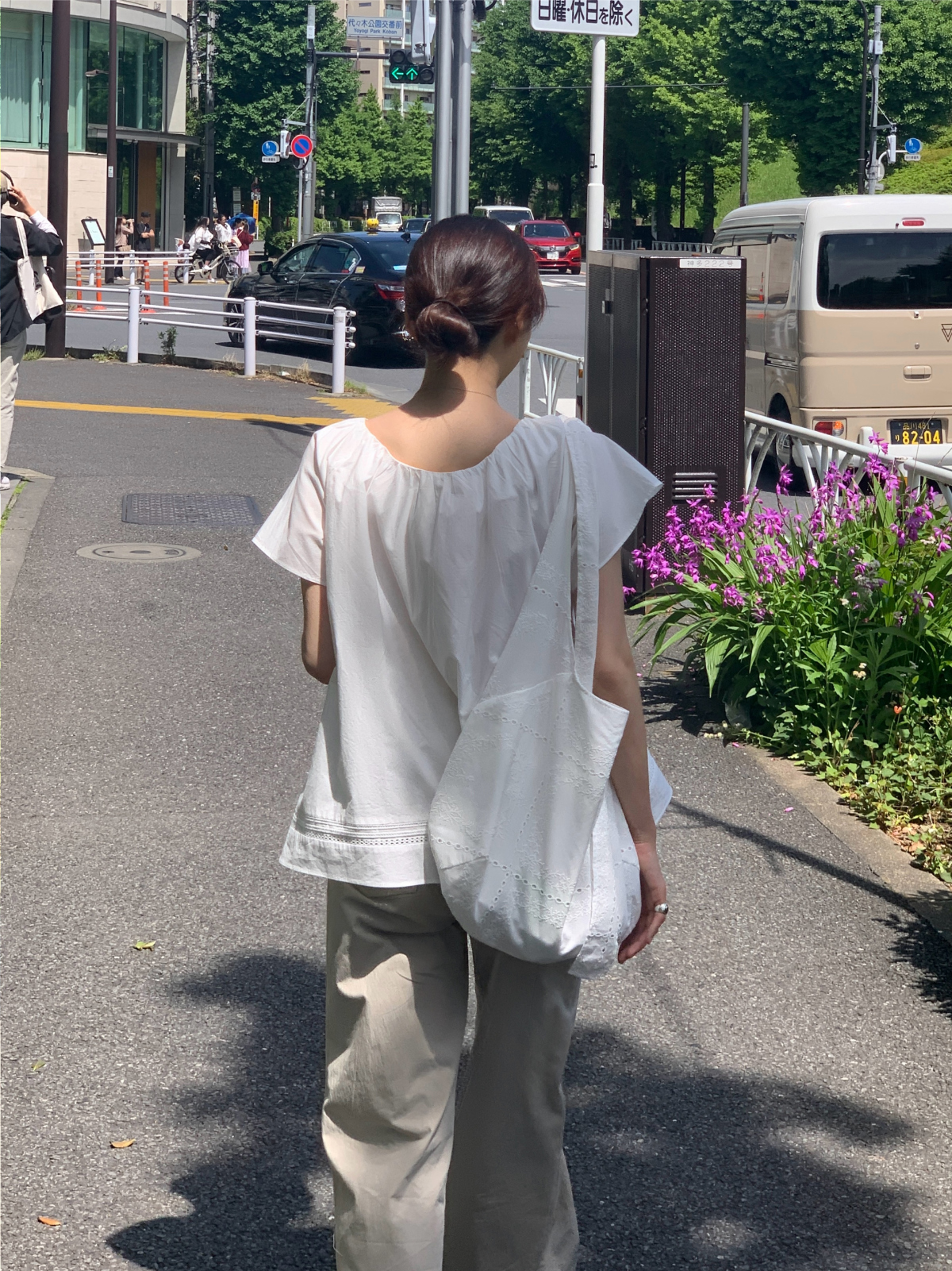 パンツ モデル画像-S4L45