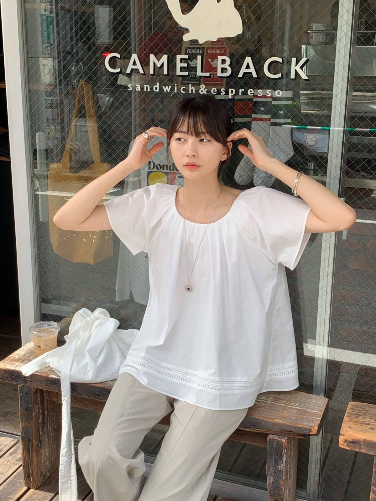 パンツ モデル画像-S4L27