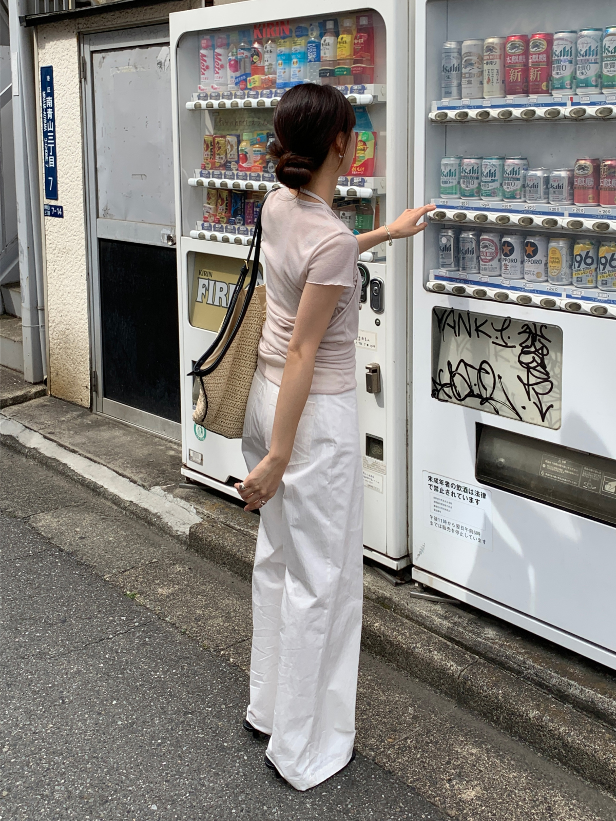 パンツ モデル画像-S5L13