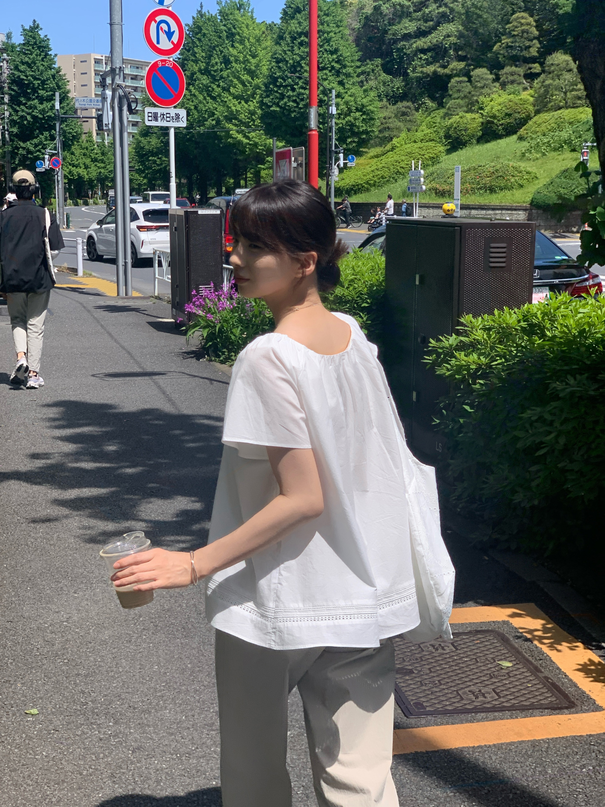 半袖Tシャツ モデル画像-S5L8