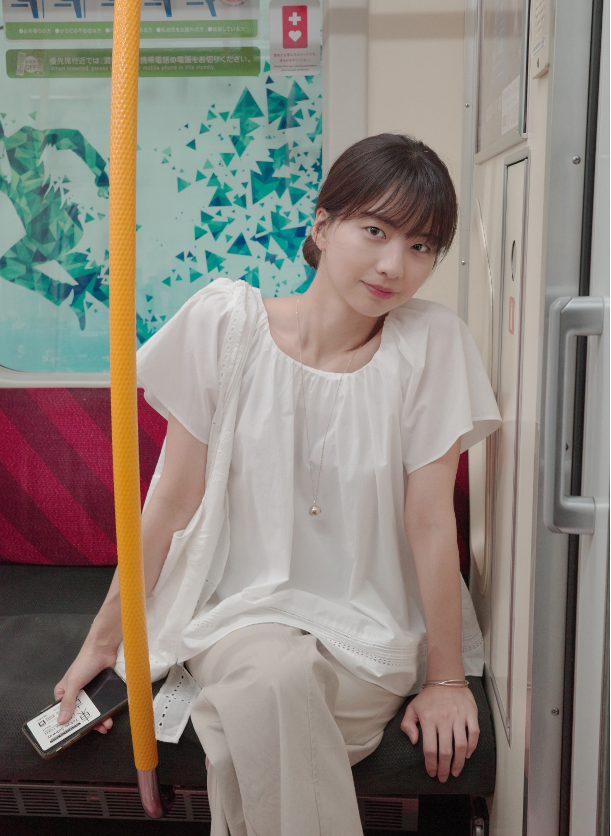 半袖Tシャツ モデル画像-S5L5