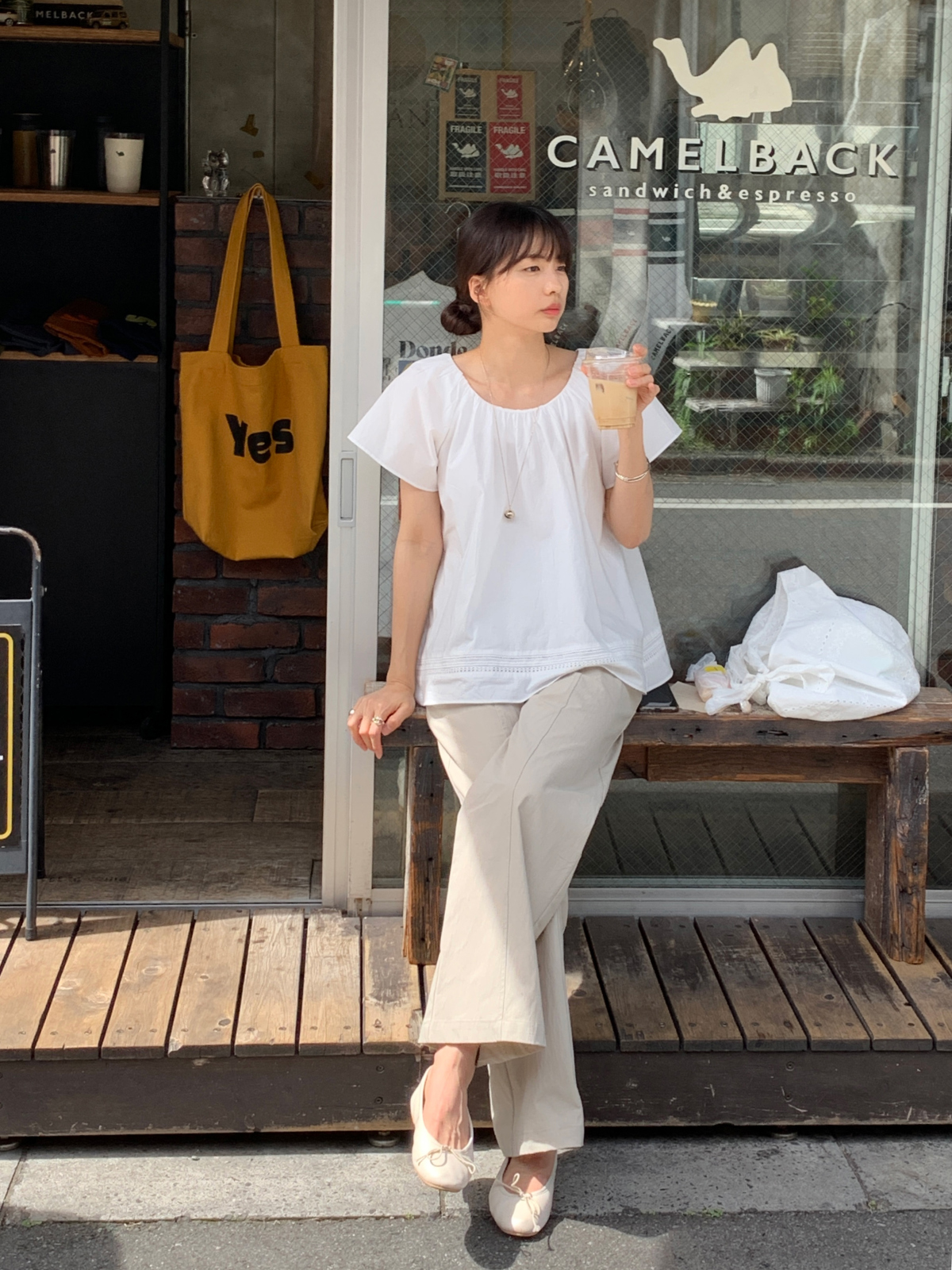 パンツ モデル画像-S4L13