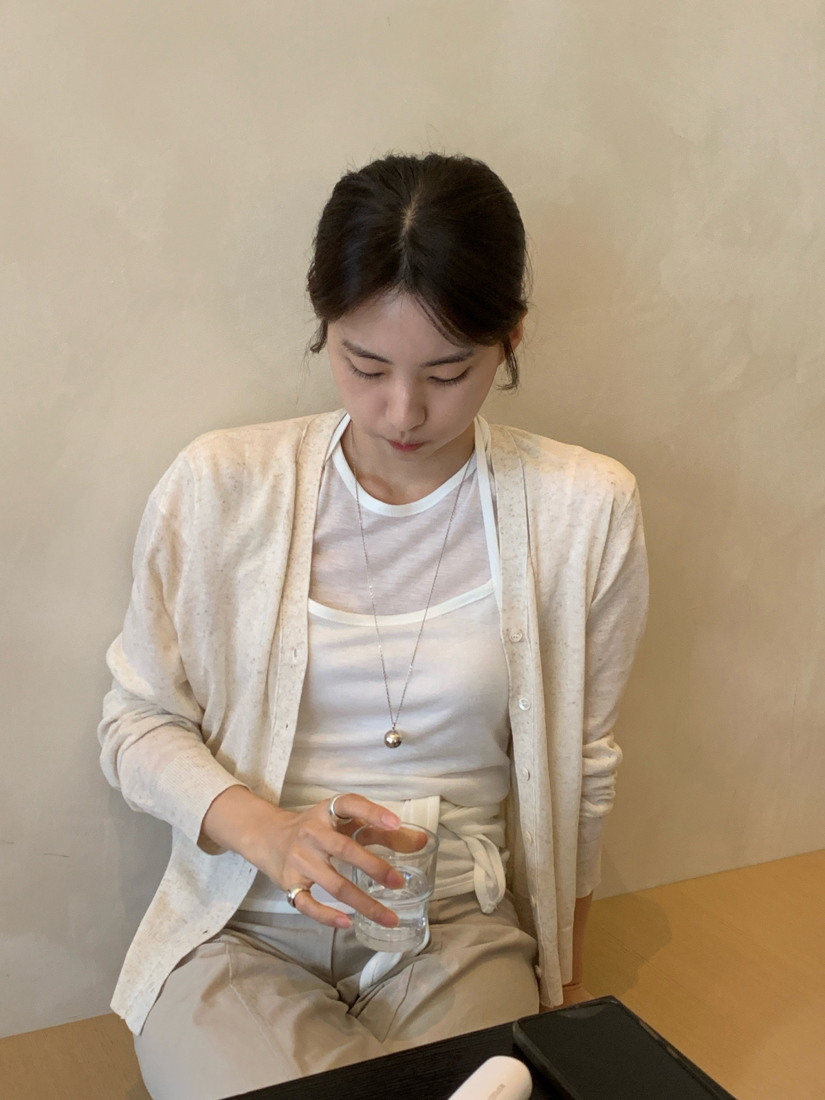 パンツ モデル画像-S7L5