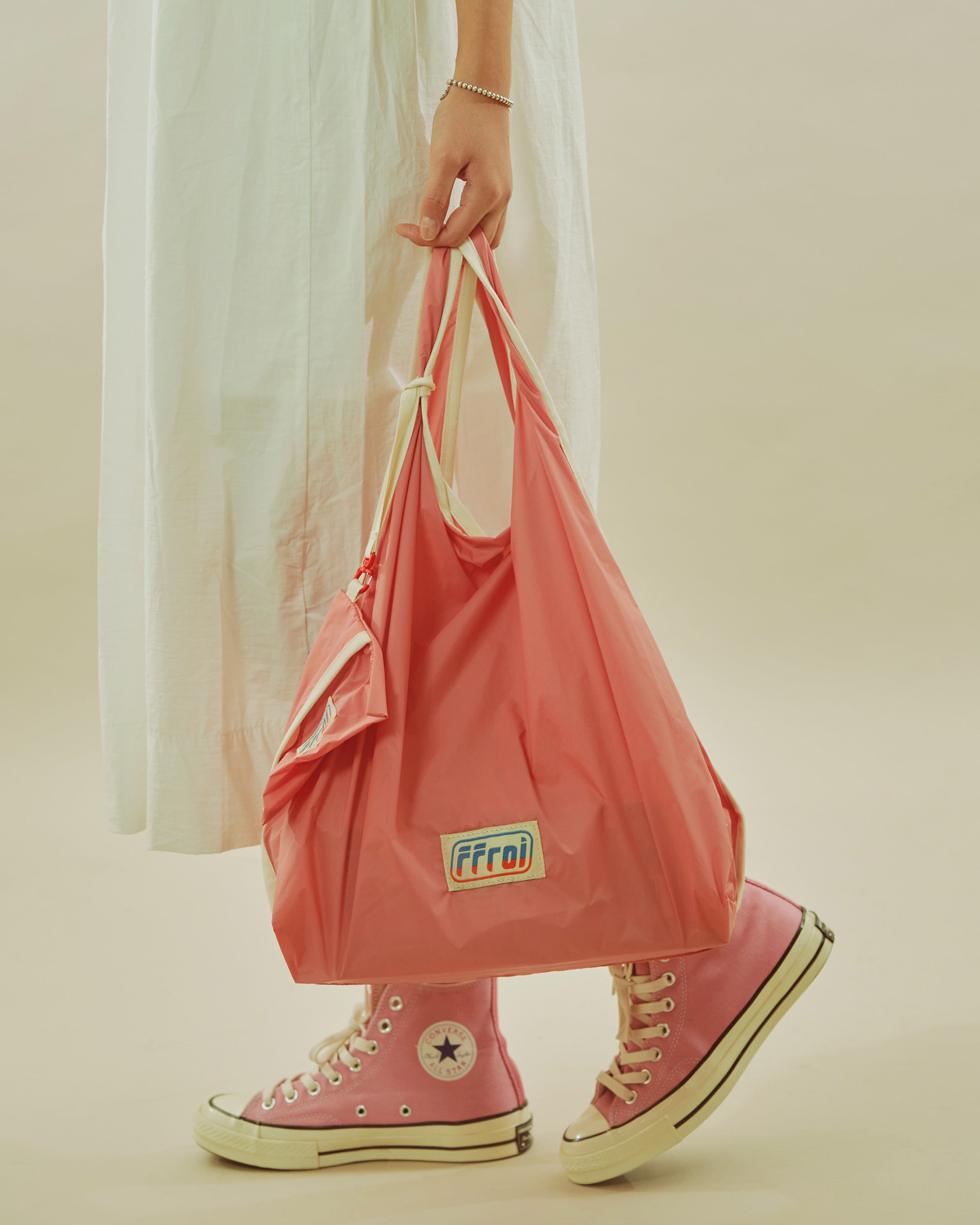 ★ffroi★ Flesh fleecy bag EscapeZone Cross Body Faraday Bag