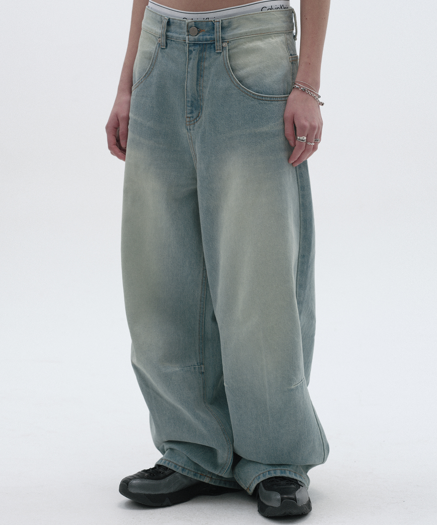 COLOR WASHED DENIM [BLUE] - Suade