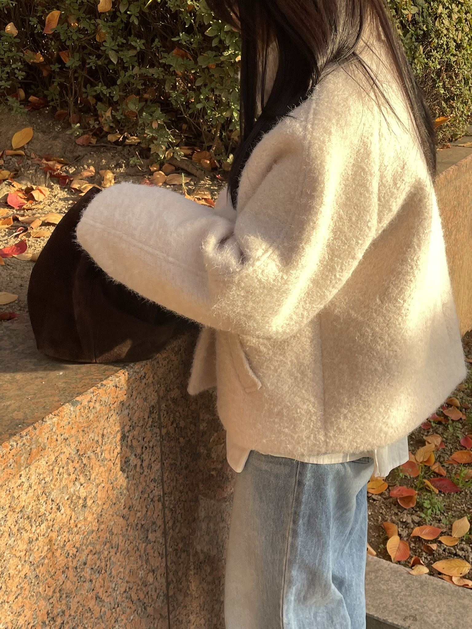 (2 color) 하이넥 부클 숏 코트  High-neck boucle short knitwear 상세 이미지 27