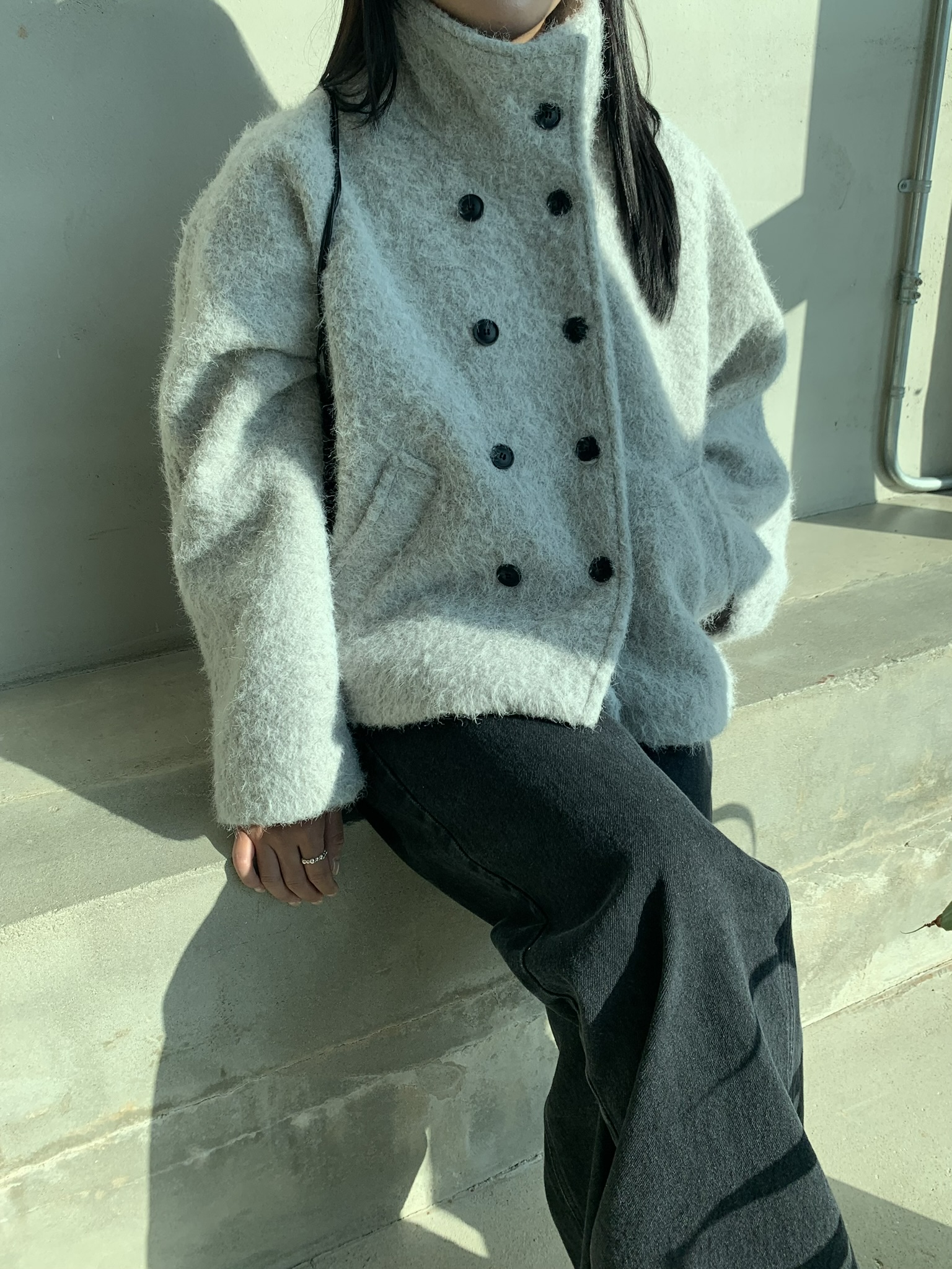 (2 color) 하이넥 부클 숏 코트  High-neck boucle short knitwear 상세 이미지 6