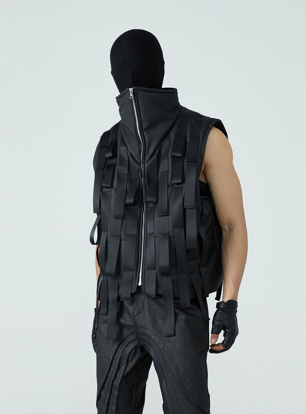 [FRKM SCD] Thick Sleeveless Winter Vest - 비엑세스