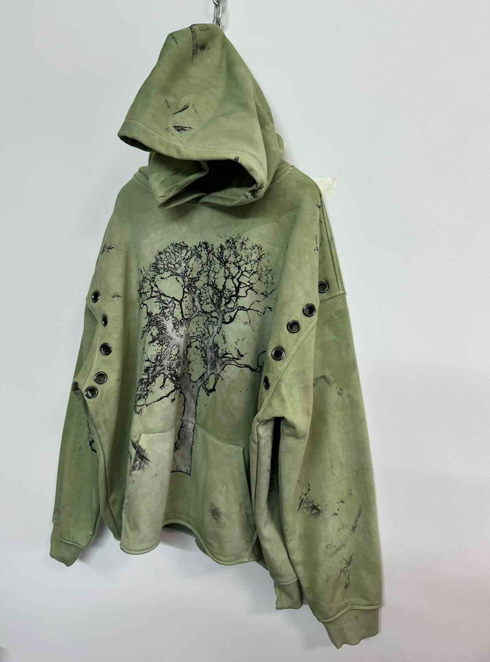 HELL SYSTEM] VINTAGE METAL HOODIE - BCAESAR