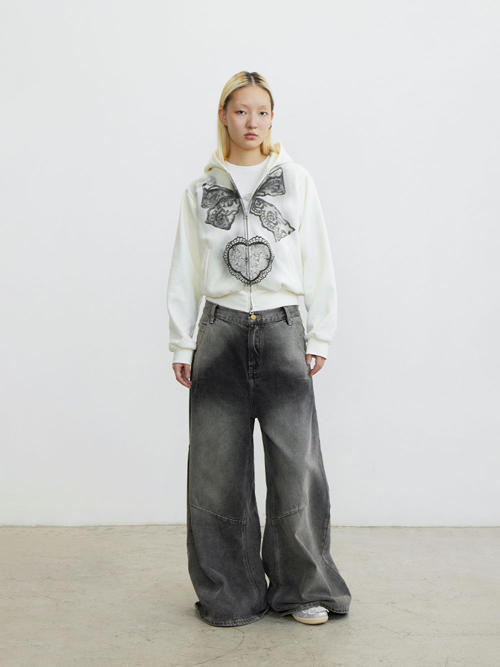CONP] Bowknot Sweater - BCAESAR