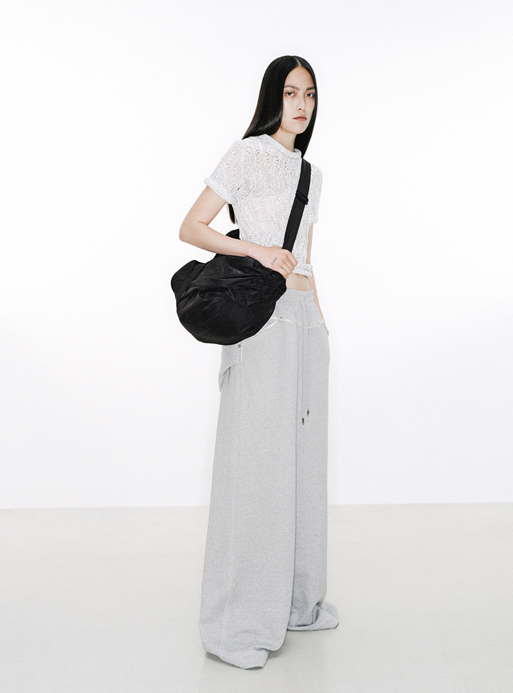 NUTEMPEROR] One Shoulder Black Cross Bag - BCAESAR｜ショルダーバッグ 