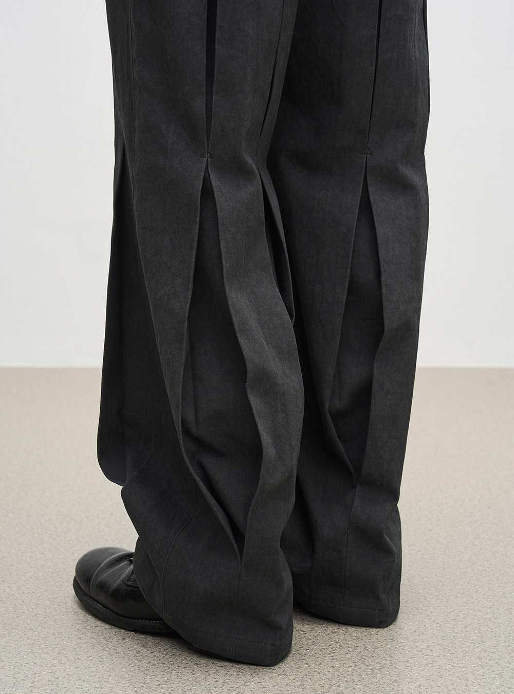 7440 37 1] Pleated Straight Casual Pants - BCAESAR