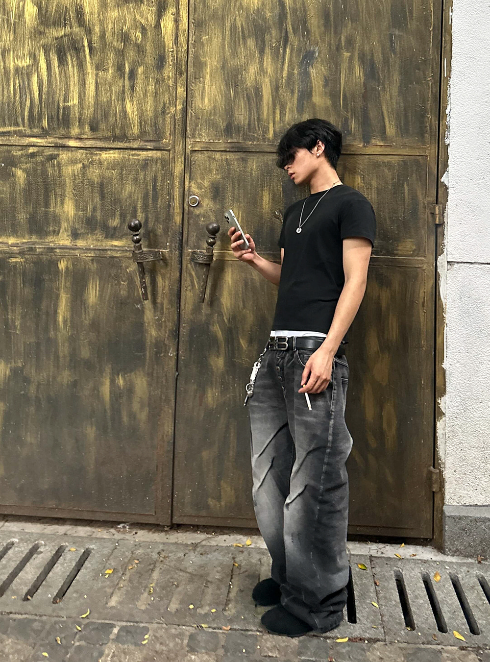 送料関税込 【NO E MOSEN】 Dragon Spine Heavy Wash Jeans no E mosen] Dragon Spine Heavy Wash Jeans - 비엑세스