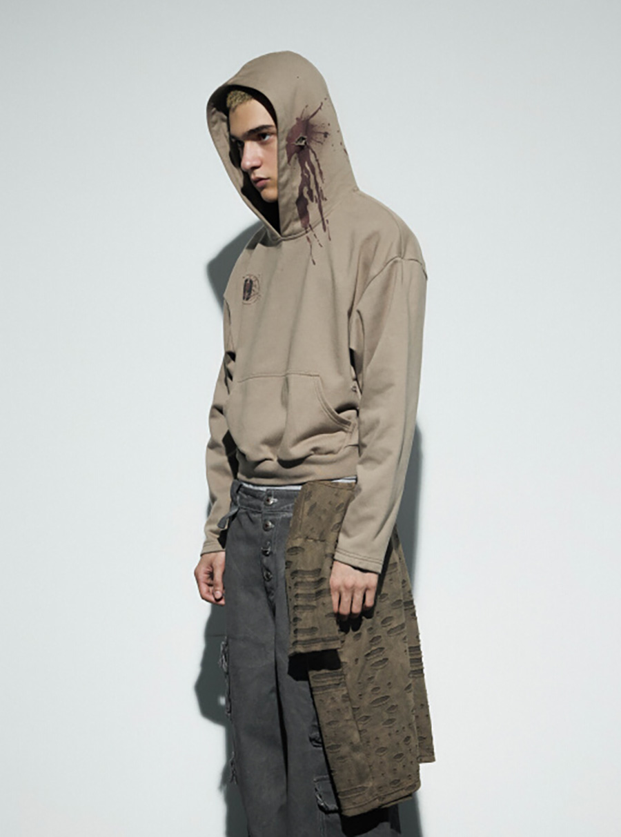 送料関税込 【NO e MOSEN】 Bloodstained Distressed Hoodie no E mosen] Bloodstained Distressed Hoodie - BCAESAR
