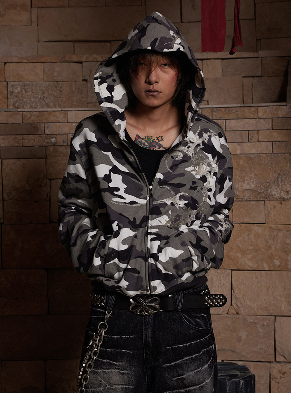 送料関税込 【DND4DES】 Acid Embroidered Boxy Hoodie DND4DES] Acid Embroidered Boxy Hoodie - BCAESAR