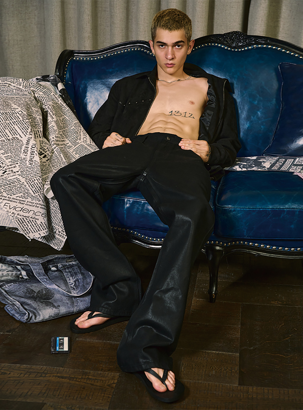 WANNA LAB] Waxed Black Bootcut Denim Pants - BCAESAR