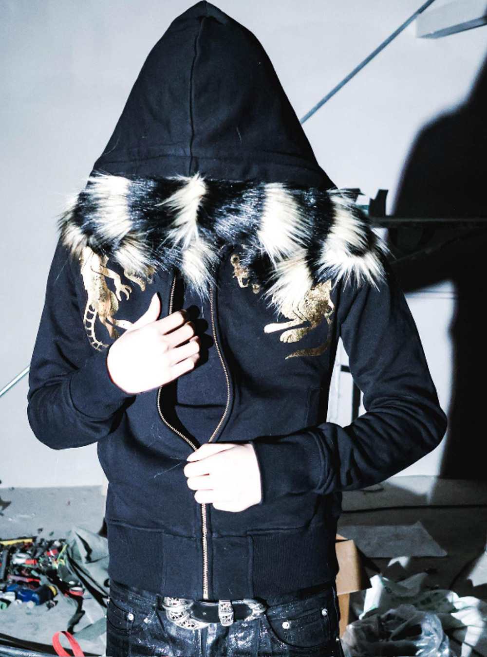 国内で当店のみ PCCVISION - Gold Print Fur-Trim Hoodie PCCVISION] Gold Print Fur-Trim Hoodie - BCAESAR