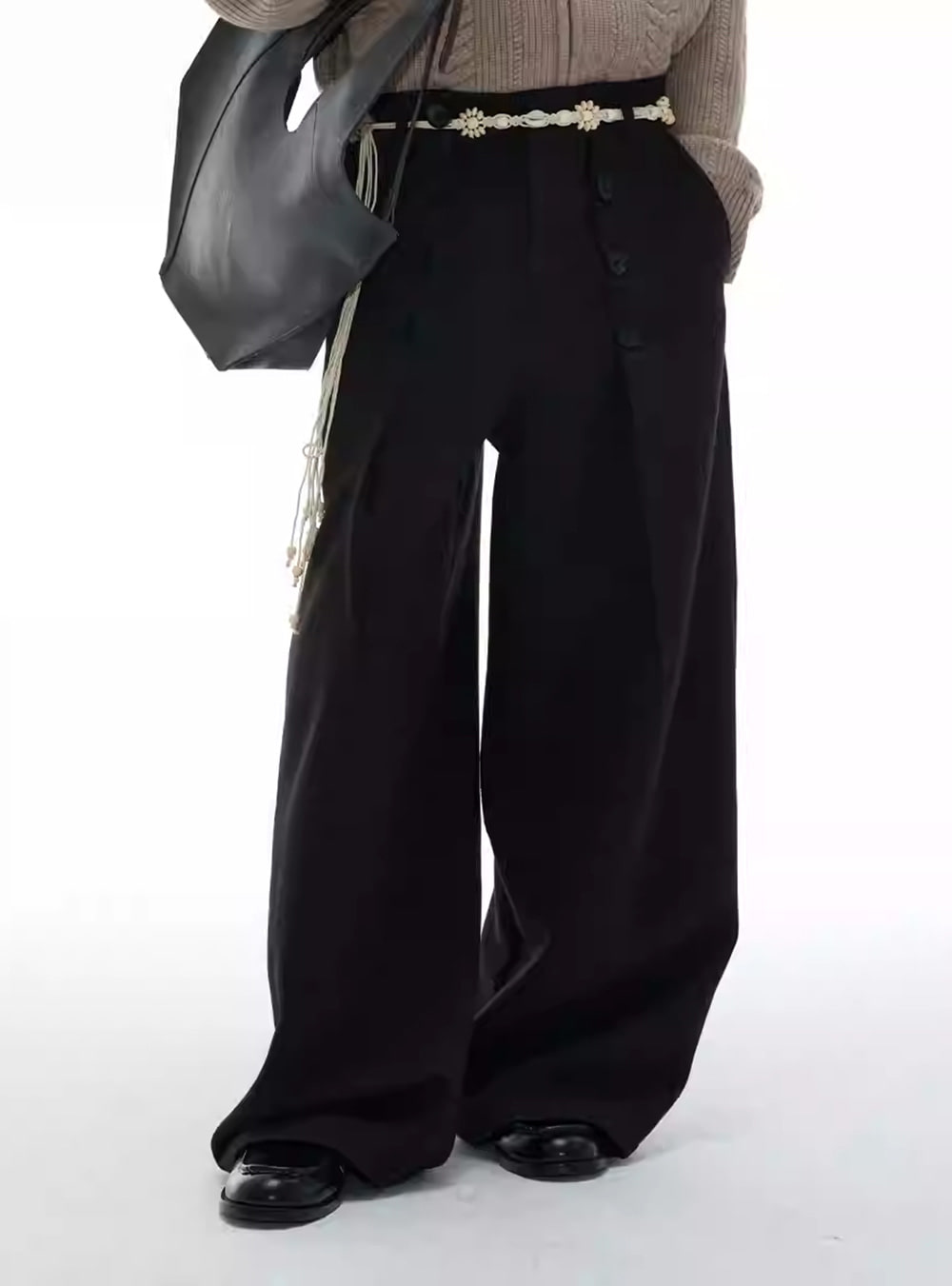 JCAESAR] Wide-fit Button Pants | BCAESAR