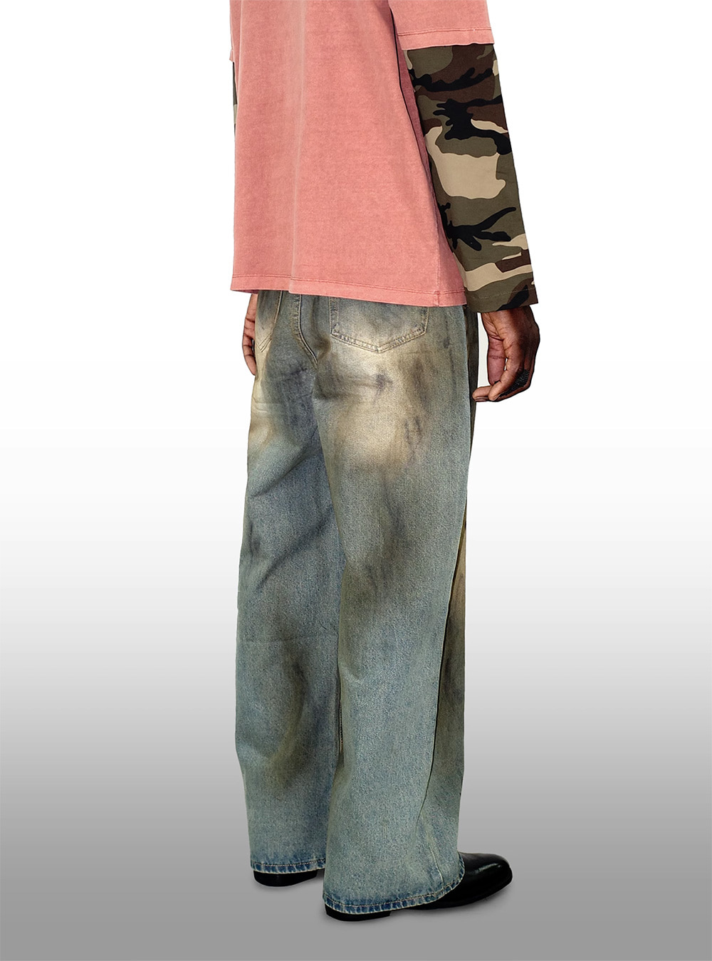 Oil-Dyed Washed Wide Denim Pants - 비엑세스