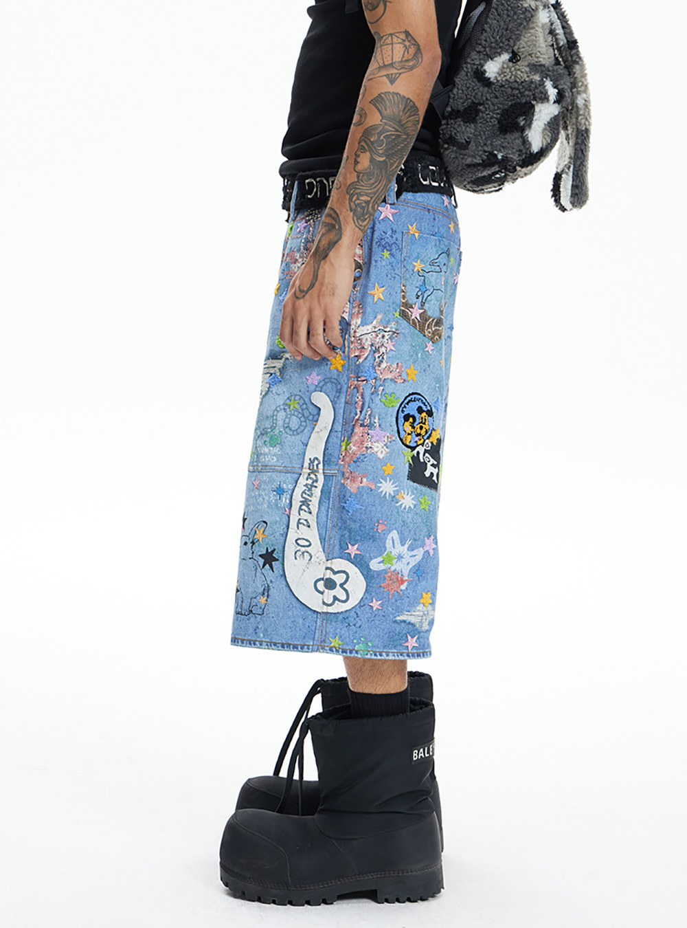 Graffiti Star Patchwork Denim Shorts - 비엑세스