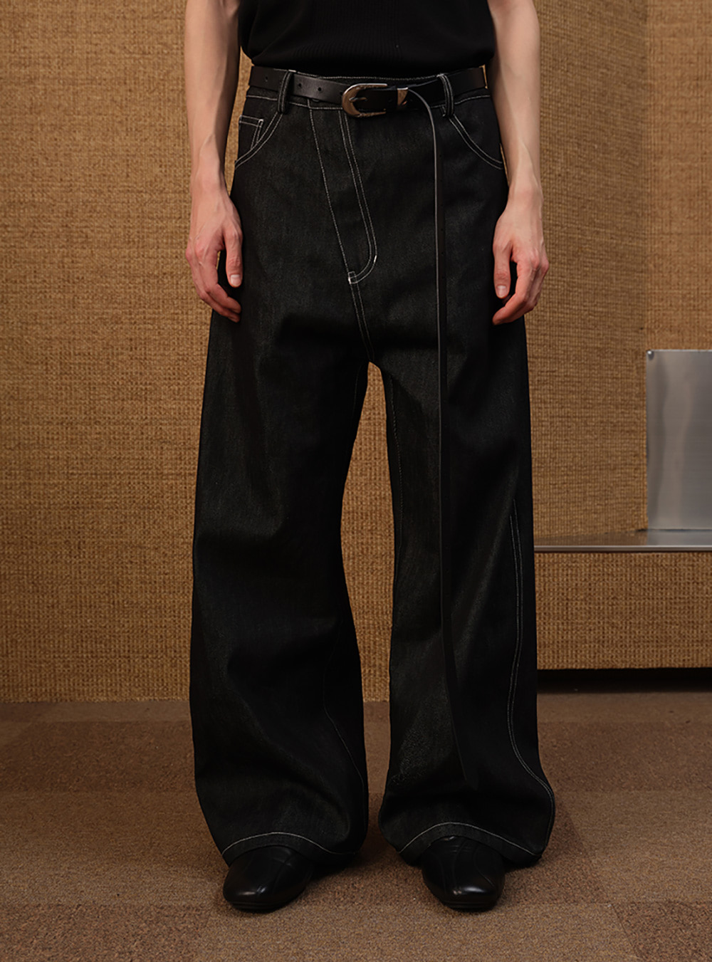 Tapered Banana Denim - BCAESAR