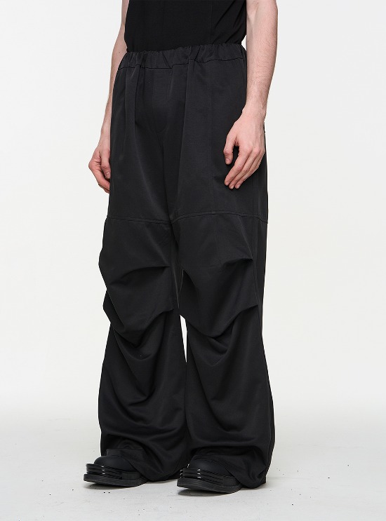 [BLIND NO PLAN] Pleat Silhouette Casual Pants