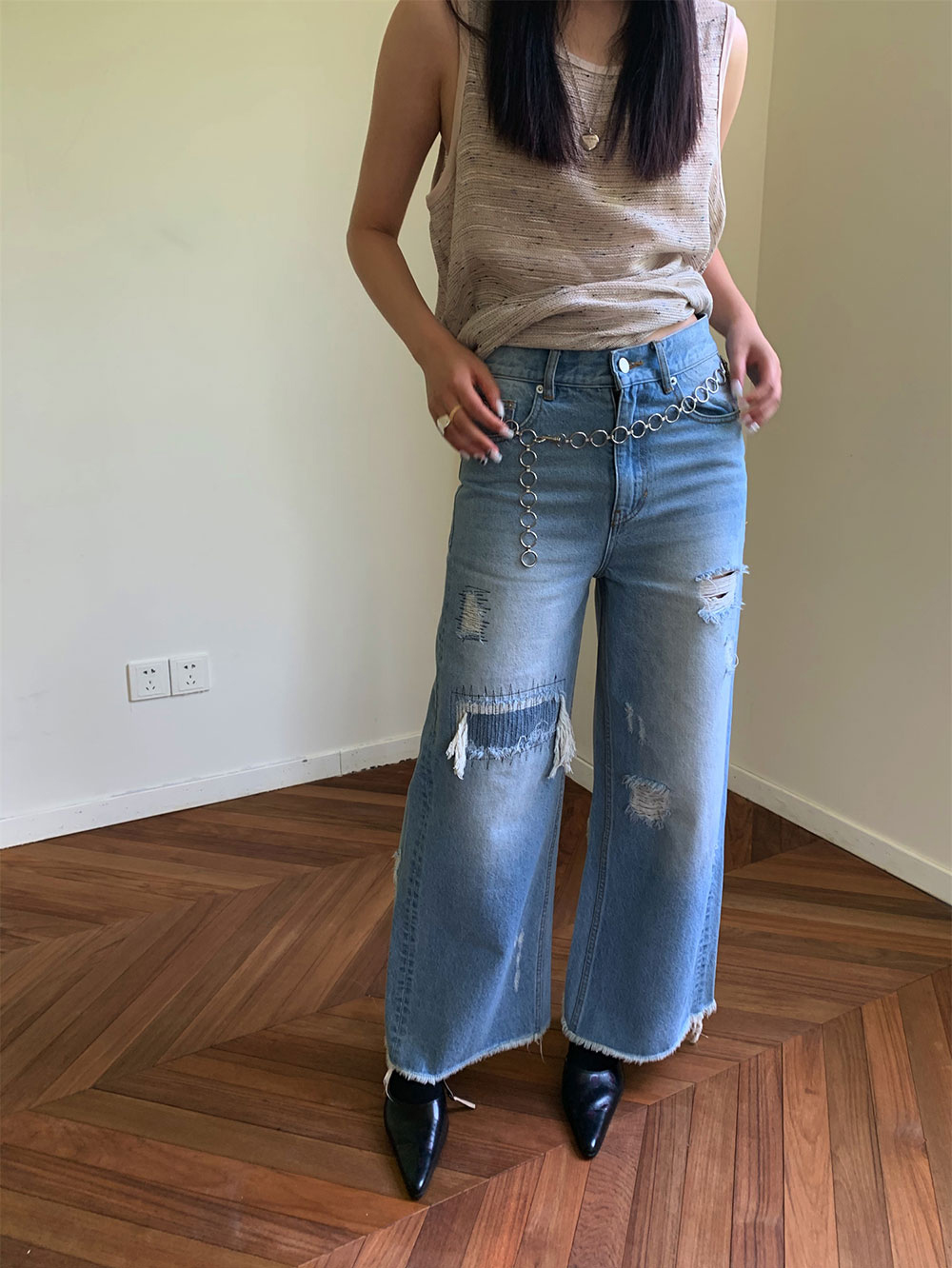 NEVERSEEZ] Washed-out Deconstructed Bootcut Straight Jeans - BCAESAR