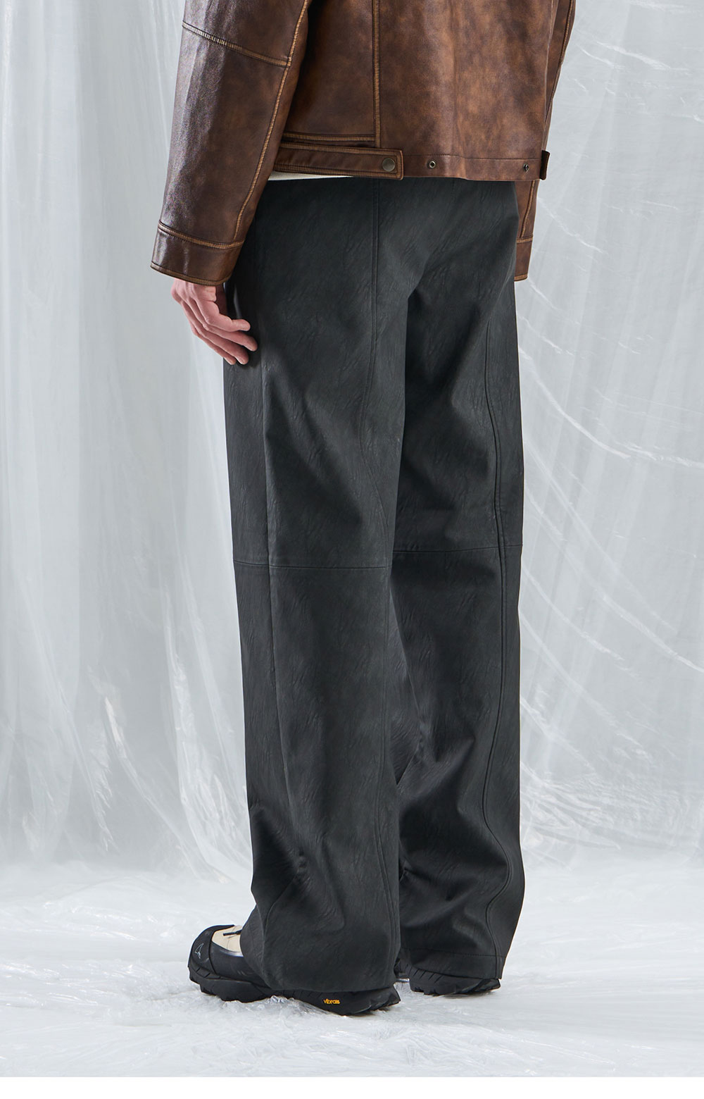 ANTIOFF] Double Stitch Washing Textured Leather Pants - BCAESAR