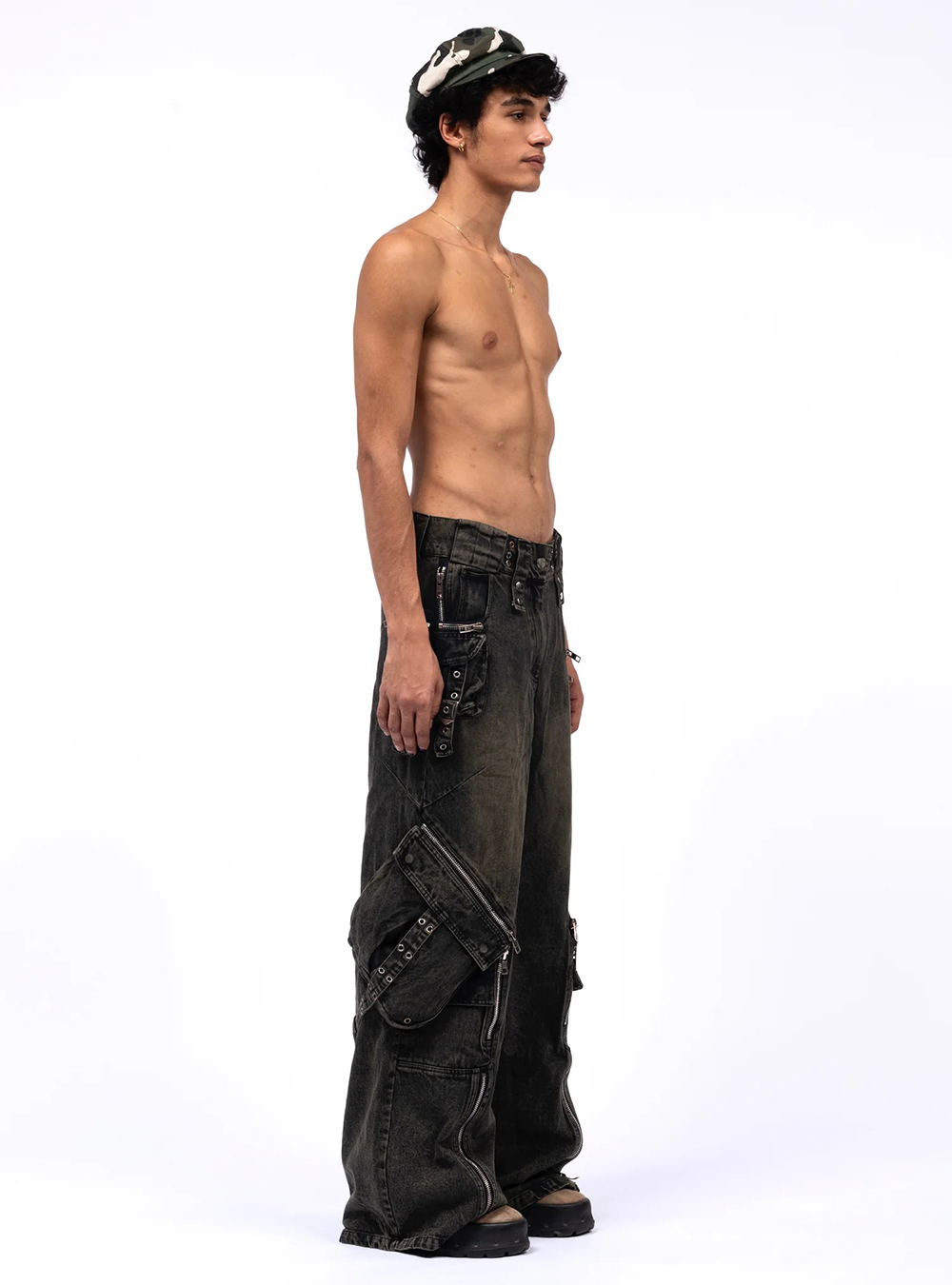 NO/FAITH STUDIOS] GREEN BLACK USED CARGO PANTS | 비엑세스