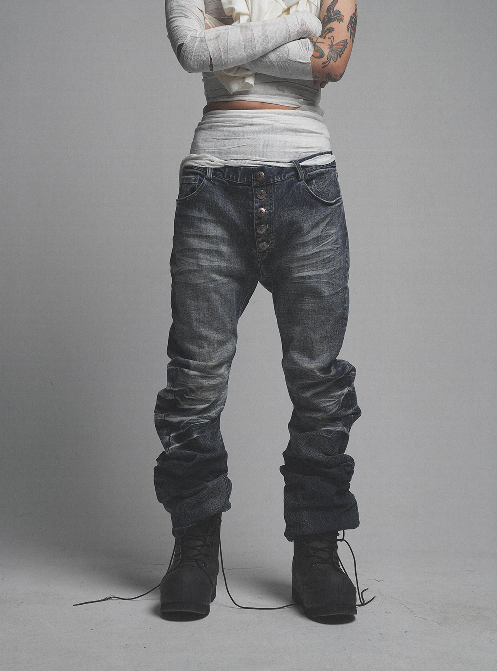 no E mosen レイヤードデニム　サイズ2 no E mosen] Ripple 3d Blue Jeans - BCAESAR
