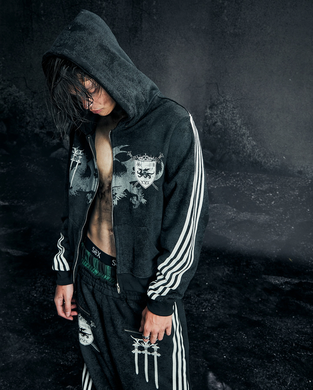 비엑세스 | COZY ROYAL KNIGHT CLUB WAXED TRACKSUIT SET