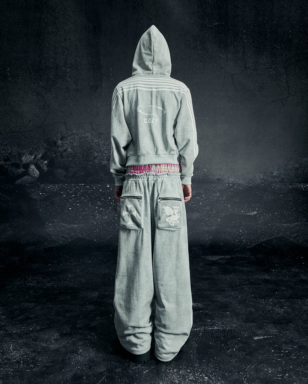 비엑세스 | COZY ROYAL KNIGHT CLUB WAXED TRACKSUIT SET