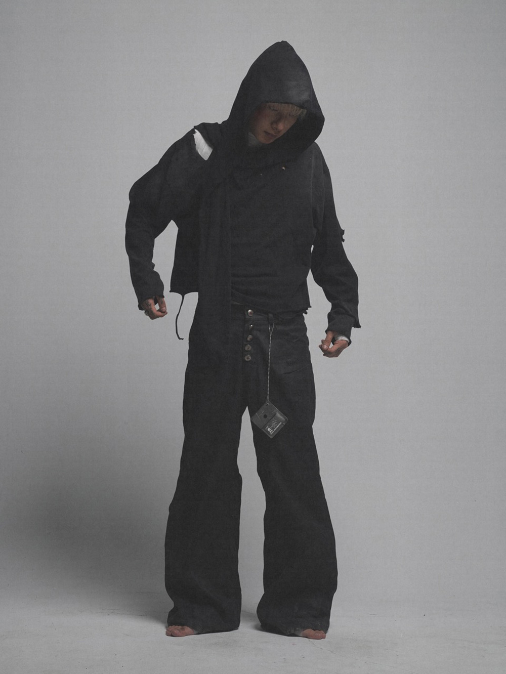 送料関税込 【NO E MOSEN】 Dark Blue Wax Dyed Baggy Jeans No E Mosen] Dark Blue Wax Dyed Baggy Jeans - BCAESAR