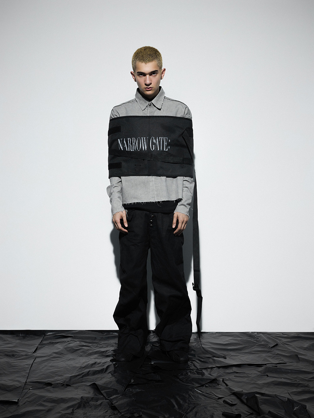 送料関税込 【NO E MOSEN】 printed long-sleeved shirt No E Mosen] printed long-sleeved shirt - BCAESAR