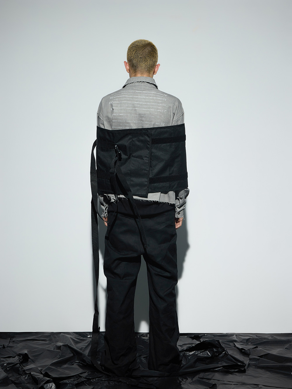 送料関税込 【NO E MOSEN】 printed long-sleeved shirt No E Mosen] printed long-sleeved shirt - BCAESAR