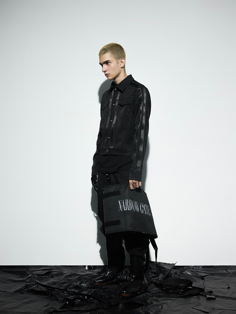 no E mosen] Raven Blood Vein Pattern Leather Jacket - BCAESAR