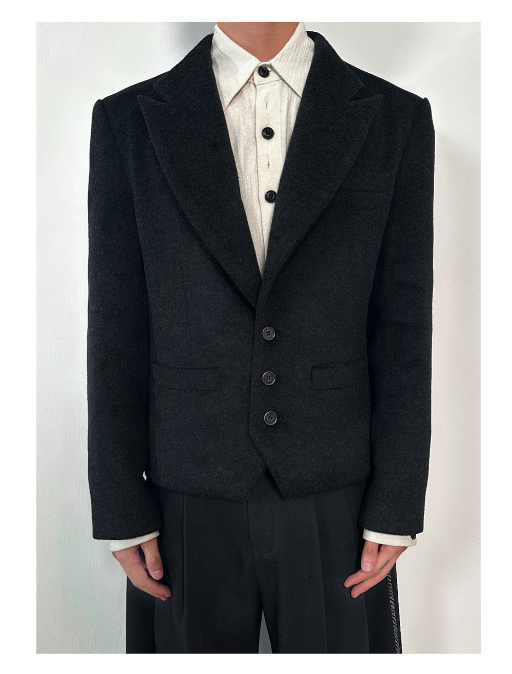 Slight Vogue] Italian Wool Blend Tailored Jacket - BCAESAR