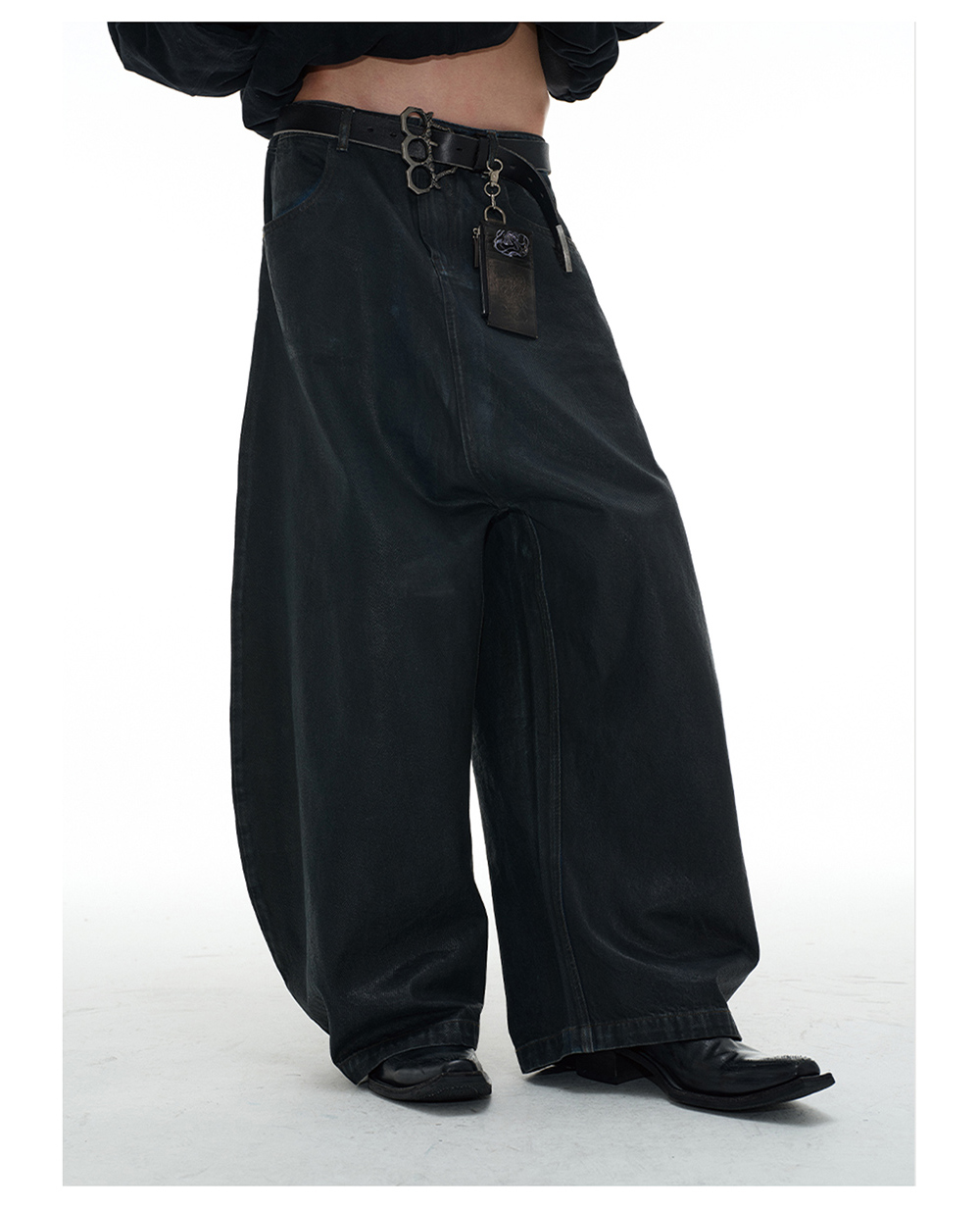 JCAESAR] Low-Crotch Coated Denim Pants | BCAESAR